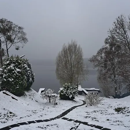 Mieszkanie Nad Jeziorem Z Wlasna Linia Brzegowa